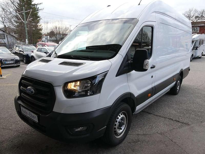 Gebraucht Ford Transit 131 PS (96 kW) 2023 Frostweiß Kleinwagen