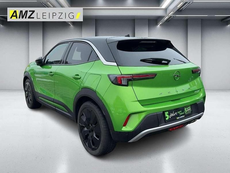 Gebraucht Opel Mokka Ultimate 131 PS (96 kW) 2023 Lackierung matcha green/typ au SUV