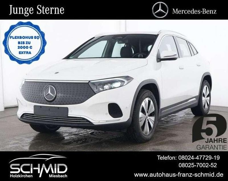 Weiß Gebraucht 2024 Mercedes EQA350 Progressive SUV | 35.850 € (Fairer Preis) - Bild 1/4