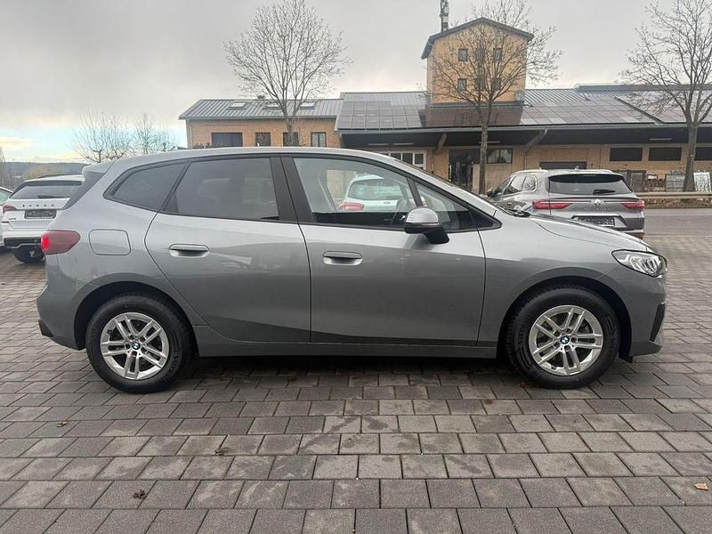 Gebraucht BMW 218 Active Tourer 150 PS (110 kW) 2024 Grau Van / Kleinbus