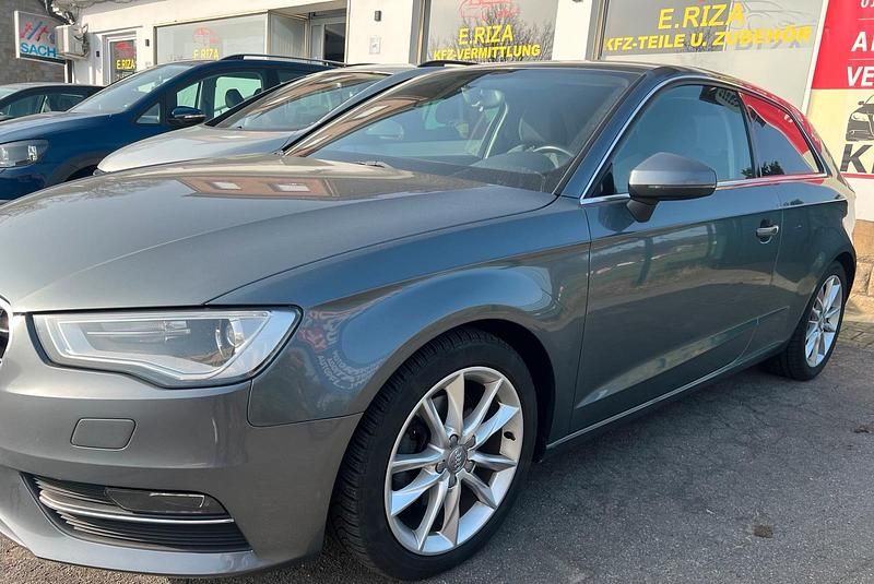 Gebraucht Audi A3 Ambiente 150 PS (110 kW) 2013 Grau Limousine