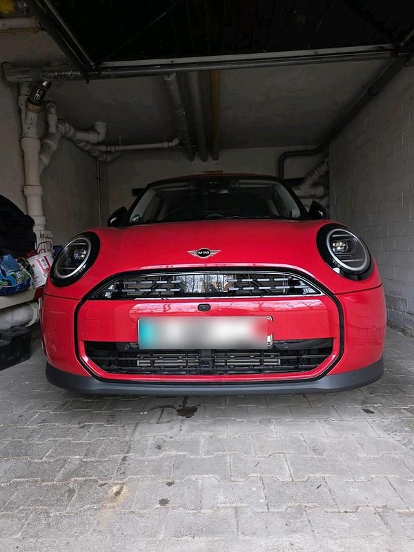 Gebraucht Mini Cooper Classic 156 PS (114 kW) 2024 Rot Kleinwagen