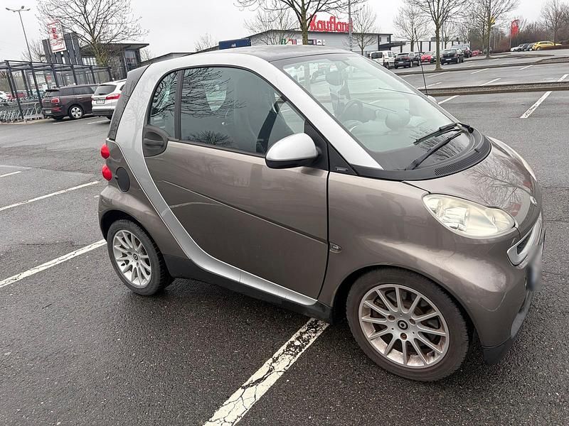 Gebraucht Smart ForTwo Coupé 71 PS (52 kW) 2010 Silber Coupé