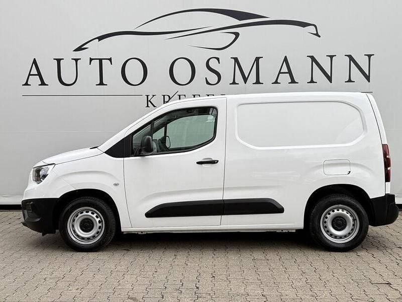 Gebraucht Opel Combo Selection 102 PS (75 kW) 2020 Weiß Van / Kleinbus