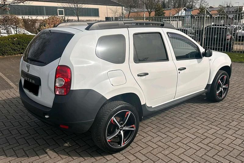 Gebraucht Dacia Duster Ambiance 105 PS (77 kW) 2010 Weiß SUV