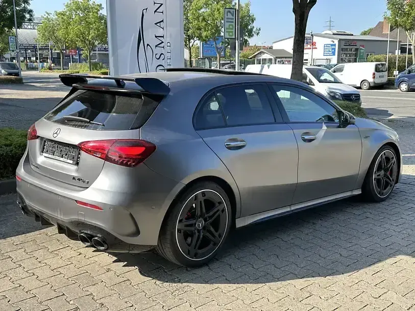 Gebraucht Mercedes A45 AMG AMG 422 PS (310 kW) 2025 Mountaingrau magno Kleinwagen