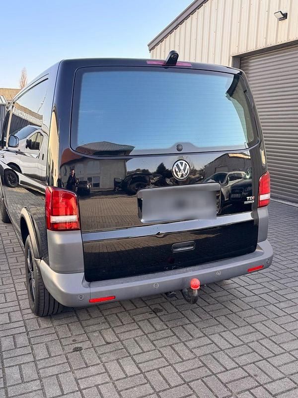 Gebraucht VW Transporter 140 PS (102 kW) 2011 Schwarz Van
