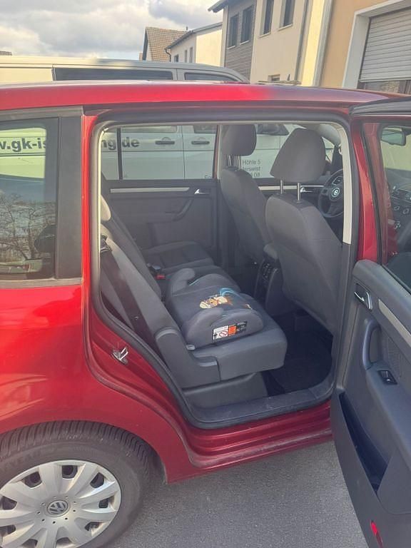 Gebraucht VW Touran 105 PS (77 kW) 2013 Rot Van / Kleinbus