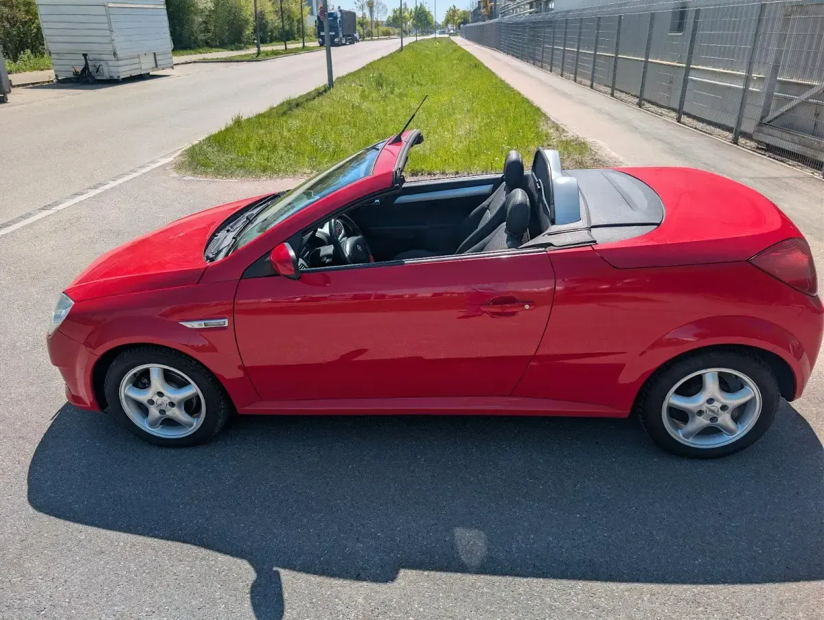 Gebraucht Opel Tigra 51 PS (37 kW) 2006 Rot Cabrio