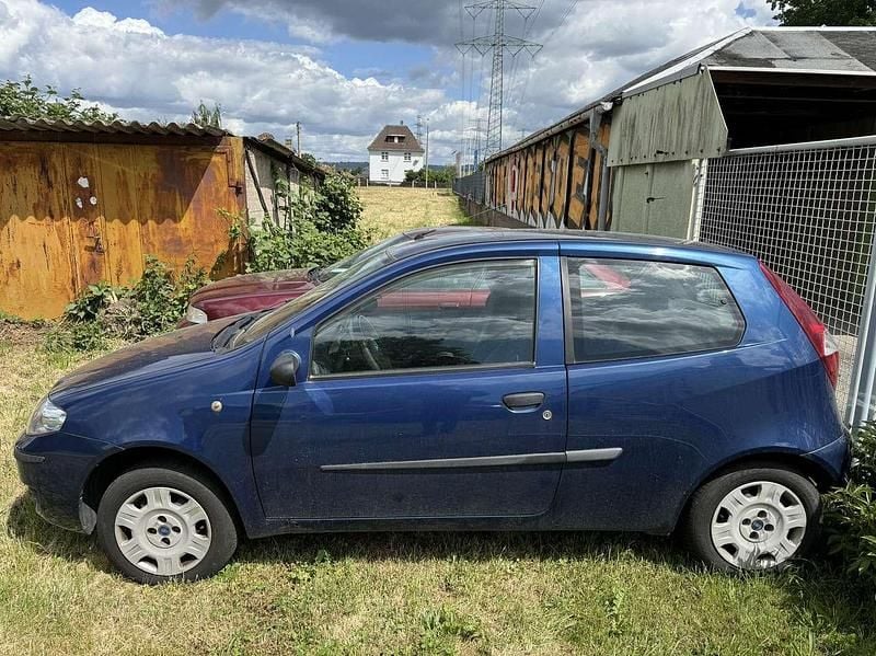 Gebraucht Fiat Punto 60 PS (44 kW) 2004 Lidoblau met. Kleinwagen