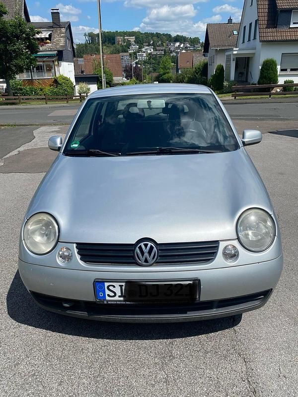 Silber Gebraucht 2003 VW Lupo Kleinwagen | 950 € (Fairer Preis) - Bild 1/4