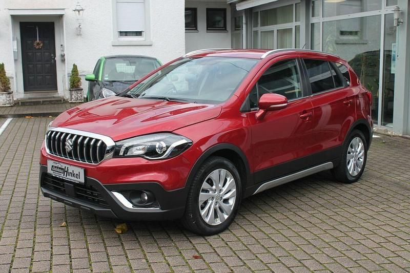 Rot Gebraucht 2019 Suzuki SX4 S-Cross Comfort SUV | 14.450 € (Fairer Preis) - Bild 1/4