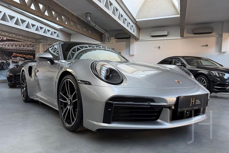 Gebraucht Porsche 992 581 PS (427 kW) 2024 Silber Coupé