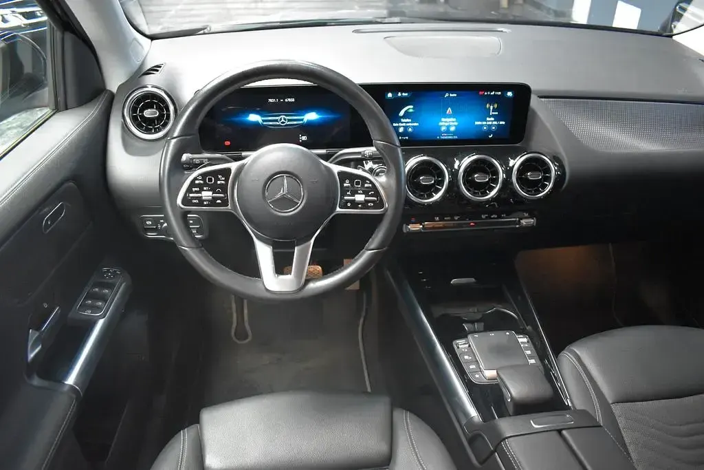 Gebraucht Mercedes GLA200 150 PS (110 kW) 2023 Schwarz SUV