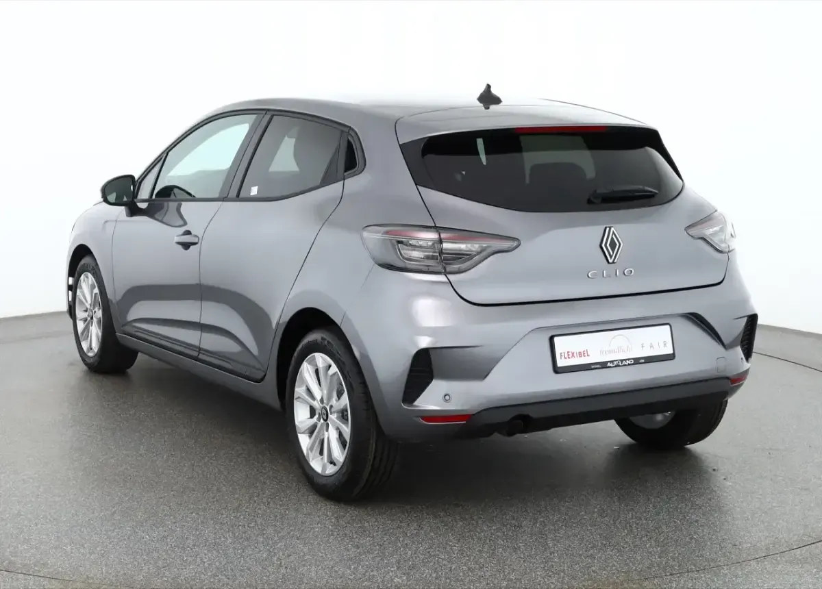 Nowe Renault Clio V Evolution 91 KM (66 kW) 2026 Szary Sedan/Limuzyna