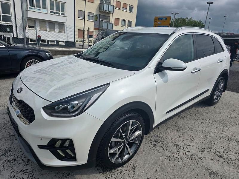 Snow white Gebraucht 2020 Kia Niro Spirit SUV | 20.690 € (Fairer Preis) - Bild 1/4