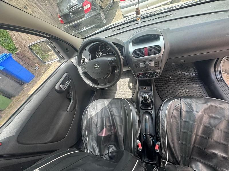 Silber Gebraucht 2008 Opel Combo Van / Kleinbus | 1.700 € (Fairer Preis) - Bild 1/4