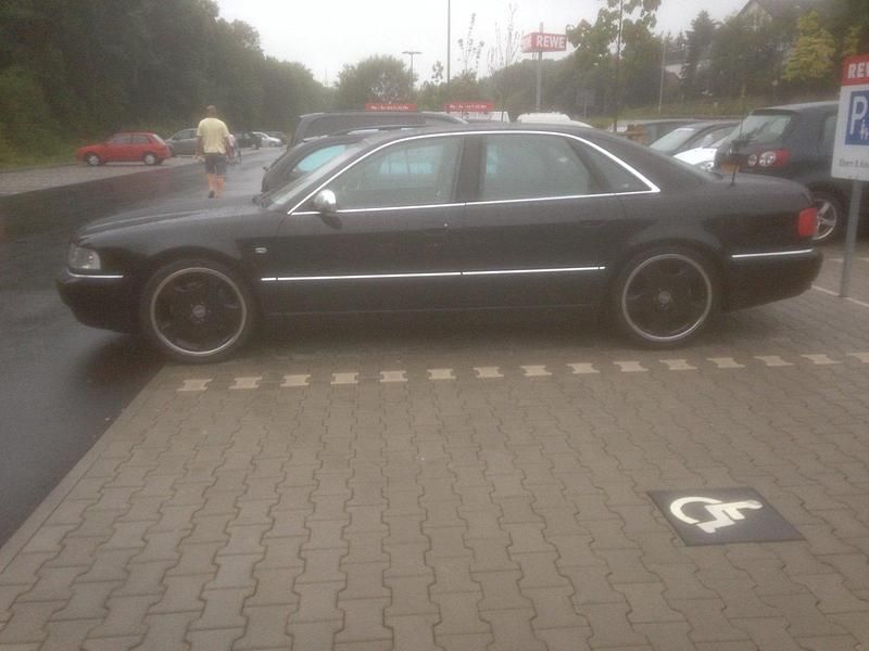 Gebraucht Audi S8 Sport 363 PS (266 kW) 2000 Schwarz Limousine