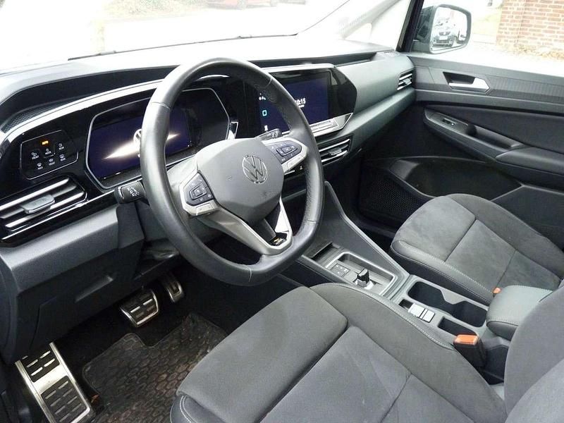 Gebraucht VW Caddy Style 122 PS (89 kW) 2024 Deep black perleffekt Van / Kleinbus