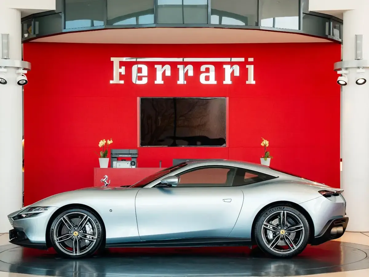 Gebraucht Ferrari Roma 620 PS (456 kW) 2020 Grigio alloy Coupé