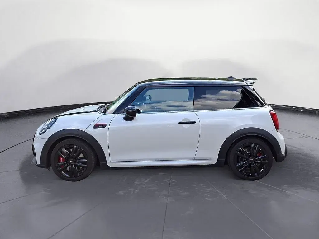Gebraucht Mini John Cooper Works Sport 231 PS (169 kW) 2024 Weiß Kleinwagen