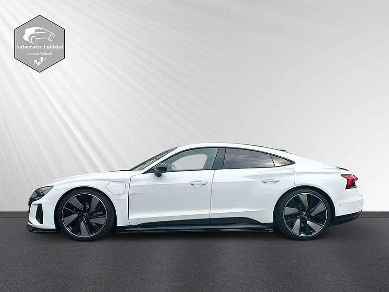 Second-hand Audi e-tron GT quattro 439 kW (598 CP) 2022 Alb Berlinǎ