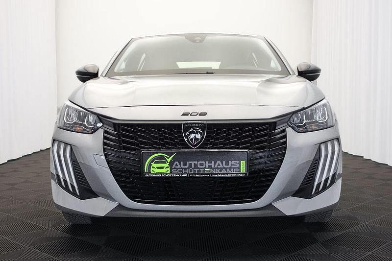 Second-hand Peugeot 208 75 CP (55 kW) 2024 Gri Hatchback