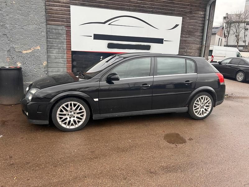 Gebraucht Opel Signum 150 PS (110 kW) 2005 Schwarz Kleinwagen