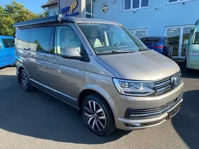 Gebraucht VW California California 204 PS (150 kW) 2018 Beige Van