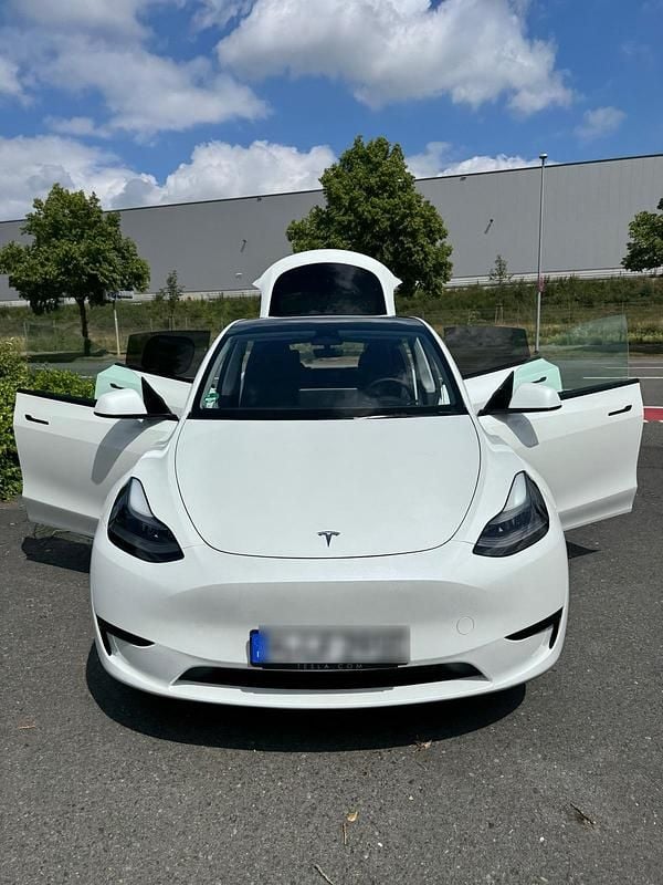 Gebraucht Tesla Model Y Standard Range 219 kW (299 PS) 2024 Weiß SUV