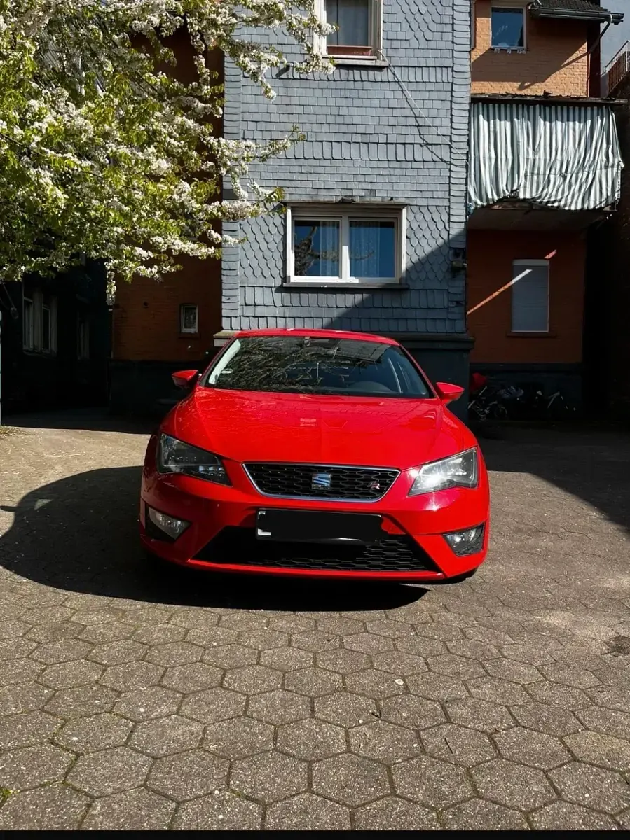 Usata Seat Leon FR 150 CV (110 kW) 2017 Rosso Berlina