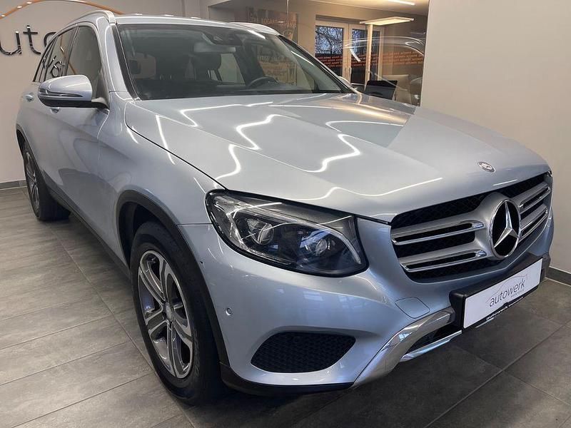 Gebraucht Mercedes GLC220 170 PS (125 kW) 2016 Silber SUV