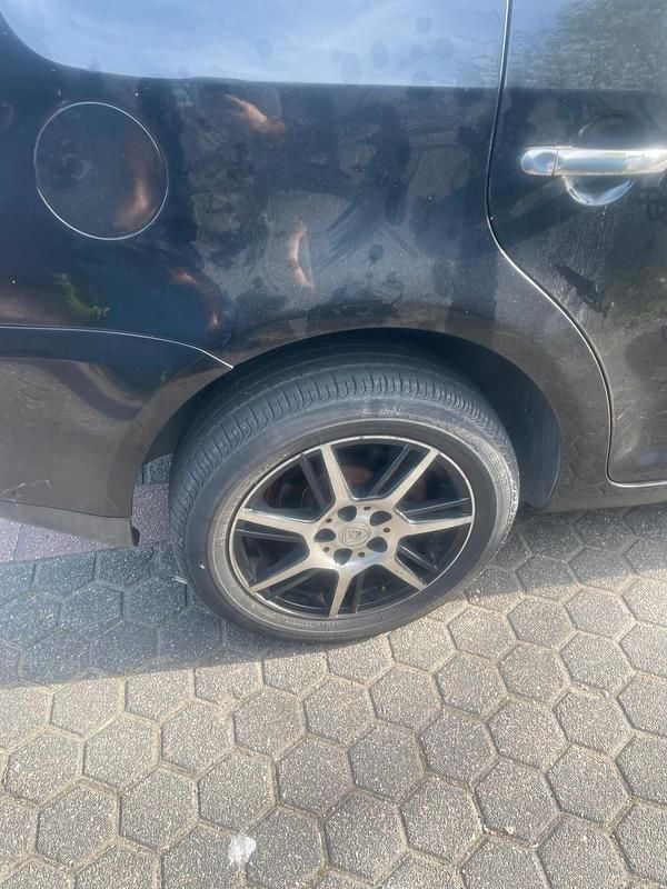 Gebraucht VW Touran 105 PS (77 kW) 2007 Schwarz Van / Kleinbus