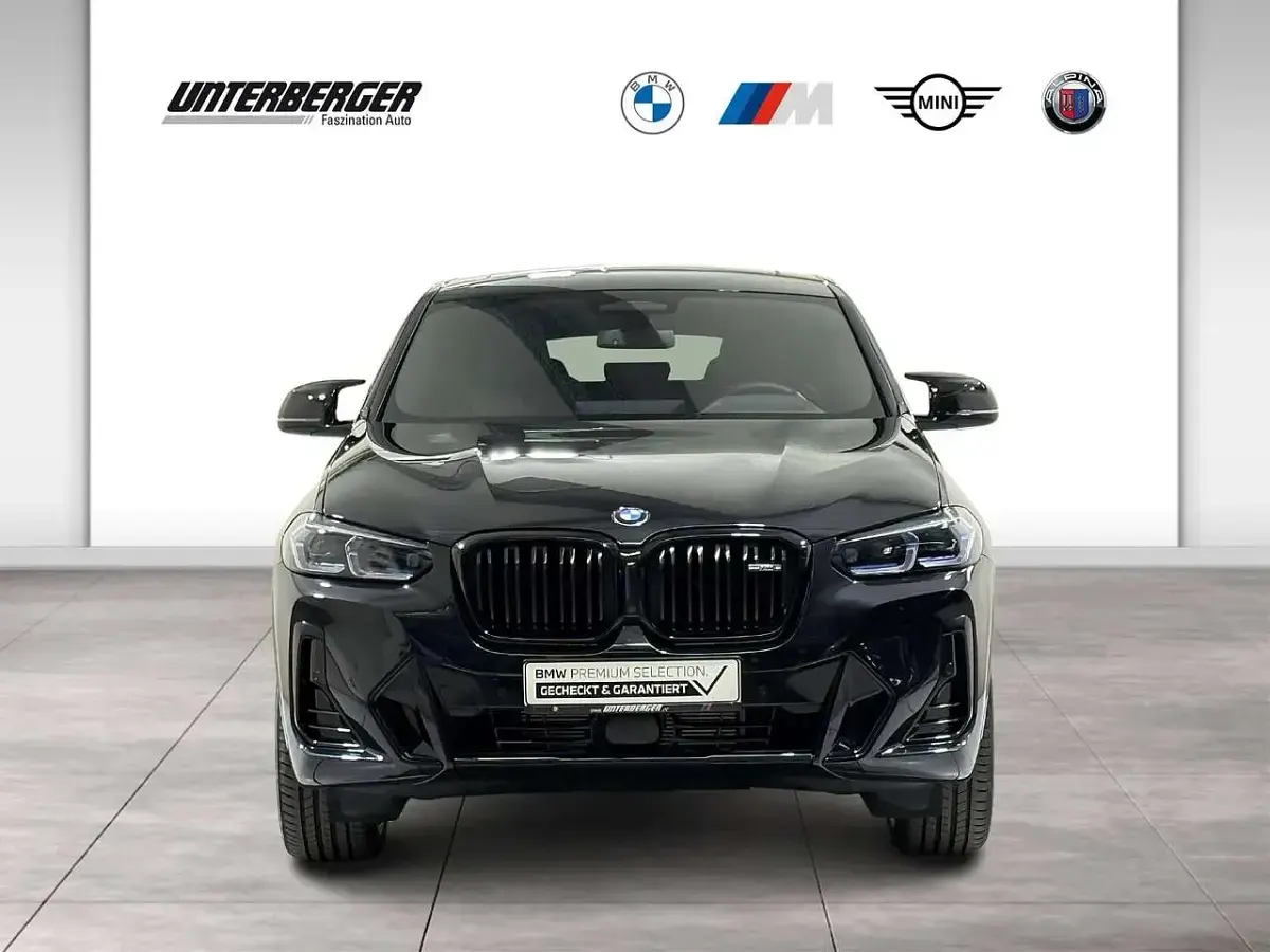 Gebraucht BMW X4 M M Sport 360 PS (264 kW) 2025 Saphirschwarz SUV
