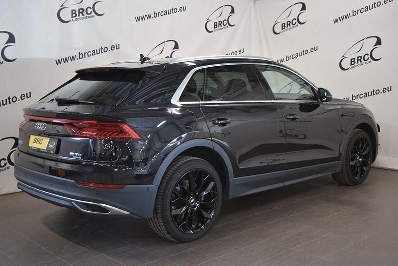 Usata Audi Q8 231 CV (169 kW) 2020 Nero SUV