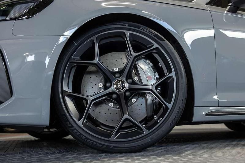 Neu Audi RS4 Performance 530 PS (389 kW) 2025 Nardograu Kombi