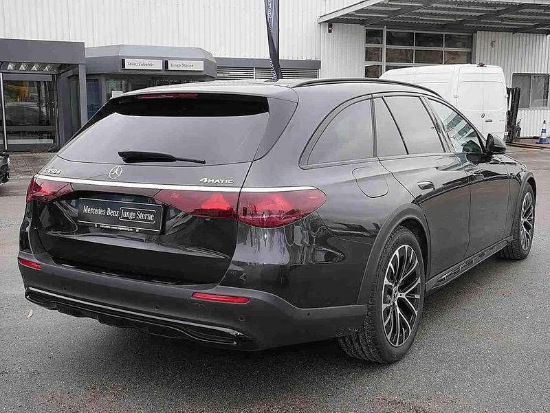 Gebraucht Mercedes E450 Avantgarde 367 PS (269 kW) 2025 Metalliclack graphitgrau Kombi