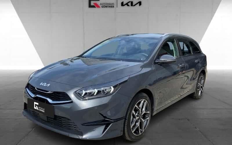 Schwarz Neu 2025 Kia Ceed Sportswagon Spirit Kombi | 30.990 € (Etwas zu teuer) - Bild 1/4