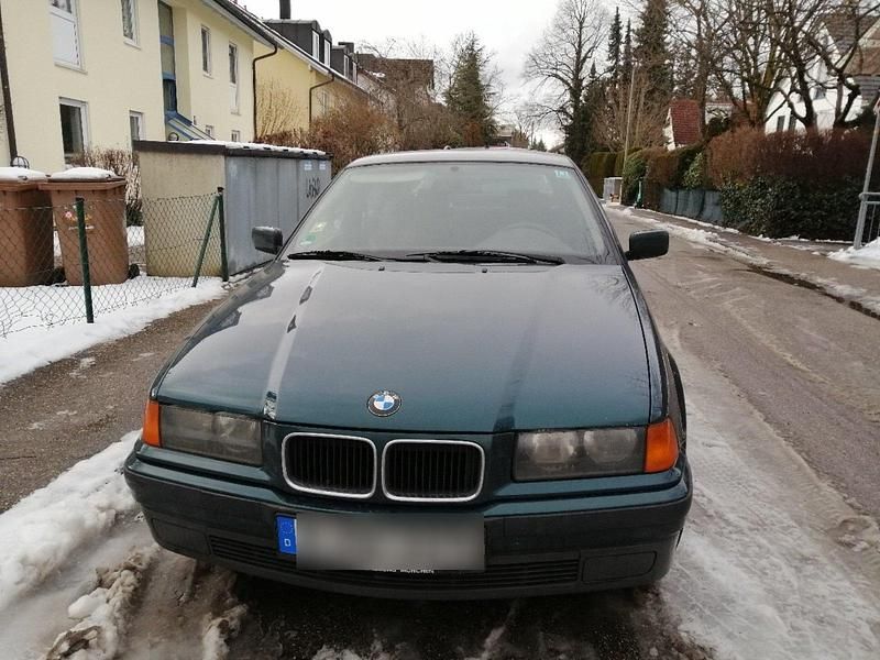 Gebraucht BMW 316 75 PS (55 kW) 1996 Grün Limousine