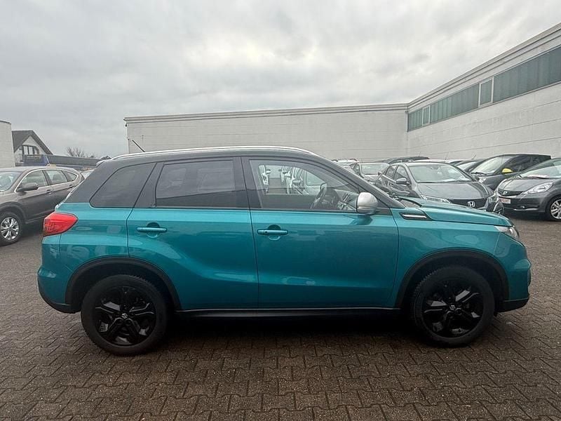 Gebraucht Suzuki Vitara 140 PS (102 kW) 2017 Blau SUV