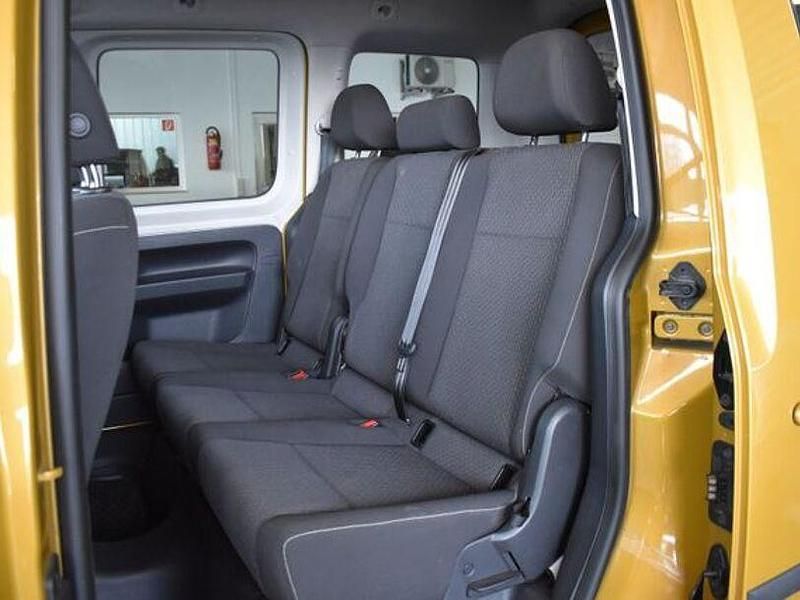 Gebraucht VW Caddy 150 PS (110 kW) 2016 Sandstorm yellow metallic Van / Kleinbus