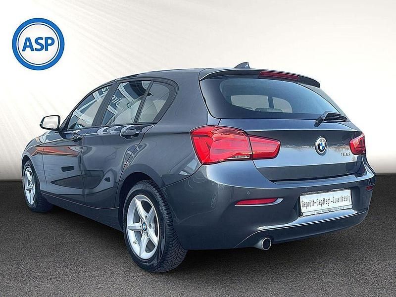 Gebraucht BMW 116 Advantage 116 PS (85 kW) 2016 Grau (mineralgrau metallic) Kleinwagen