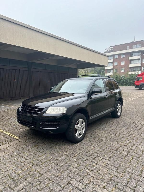 Schwarz Gebraucht 2005 VW Touareg SUV | 2.599 € (Superpreis) - Bild 1/4