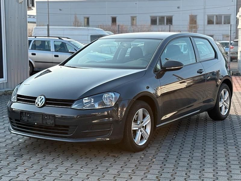 Gebraucht VW Golf VII 85 PS (62 kW) 2016 Grau Limousine