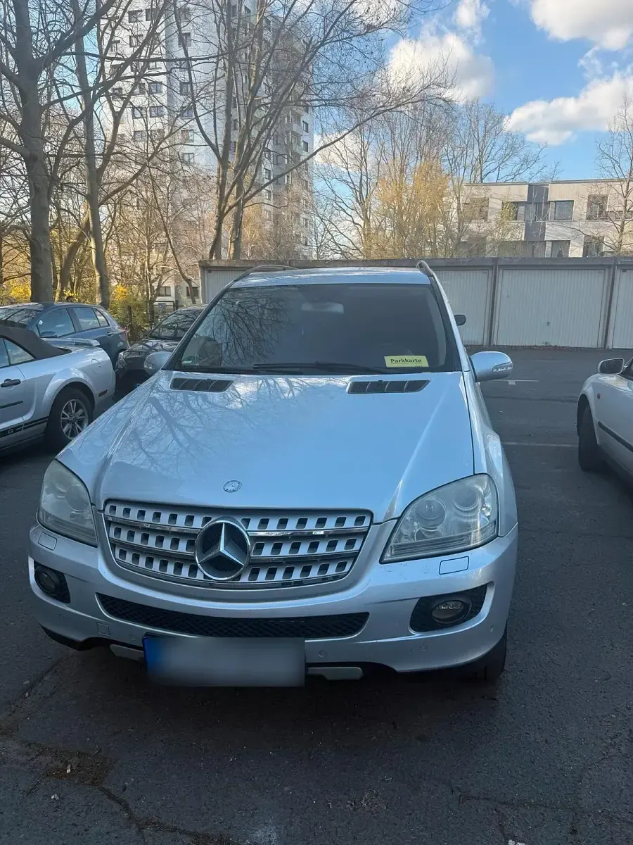 Second-hand Mercedes ML280 224 CP (164 kW) 2006 Argintiu SUV