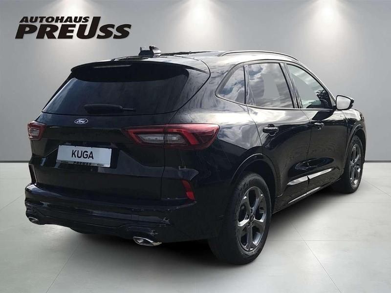 Używany Ford Kuga ST-Line 186 KM (136 kW) 2025 Czarny SUV