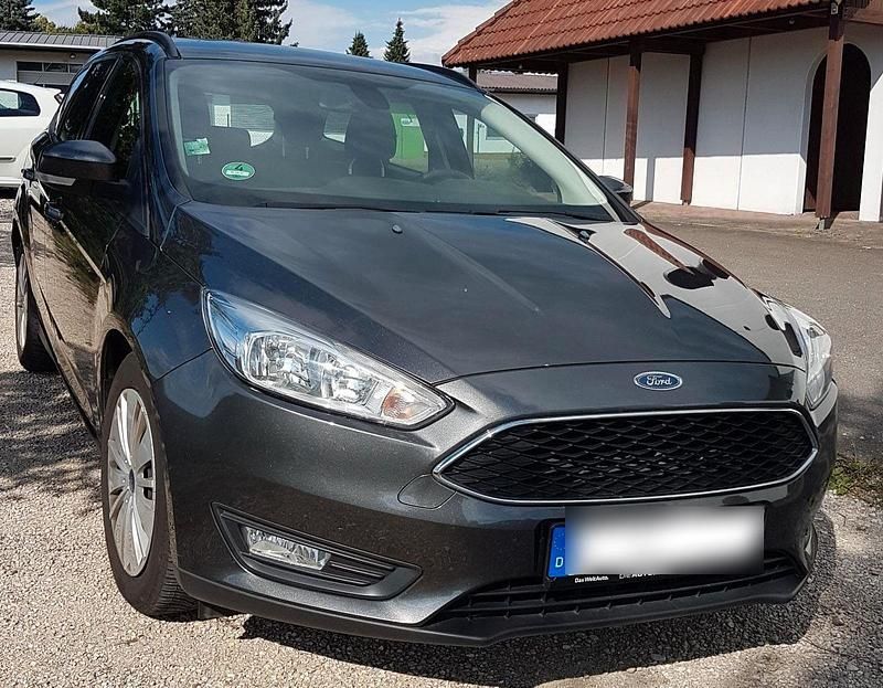 Gebraucht Ford Focus 120 PS (88 kW) 2015 Kombi