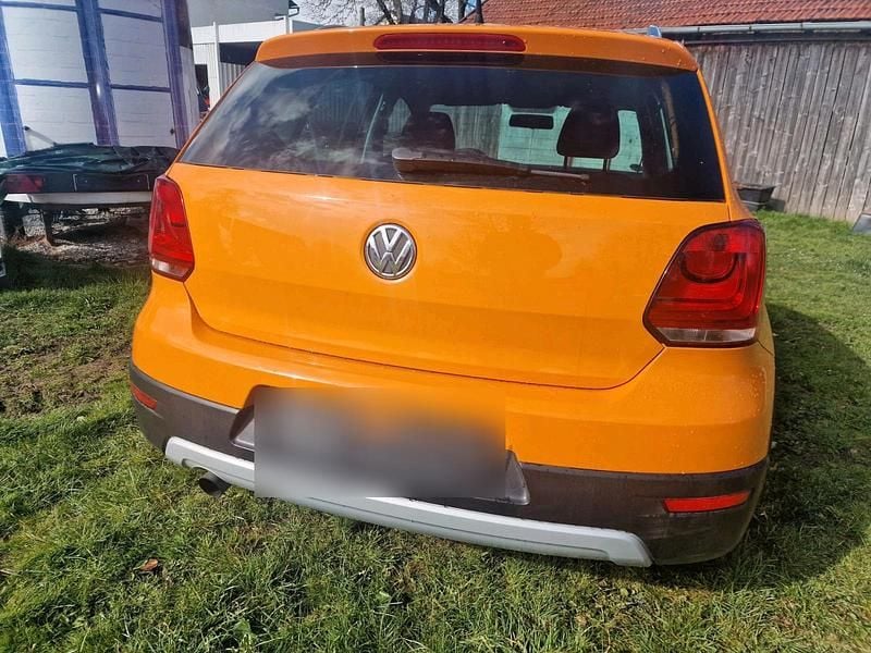 Gebraucht VW Polo Cross 85 PS (62 kW) 2011 Orange Kleinwagen