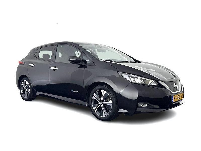 Gebraucht Nissan Leaf N-Connecta 110 kW (150 PS) 2020 Schwarz Kleinwagen