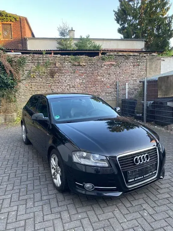 Gebraucht Audi A3 S-Line 140 PS (102 kW) 2012 Schwarz Kleinwagen